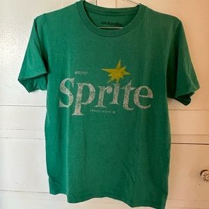 Vintage adult T-shirt. Size Small. EUC